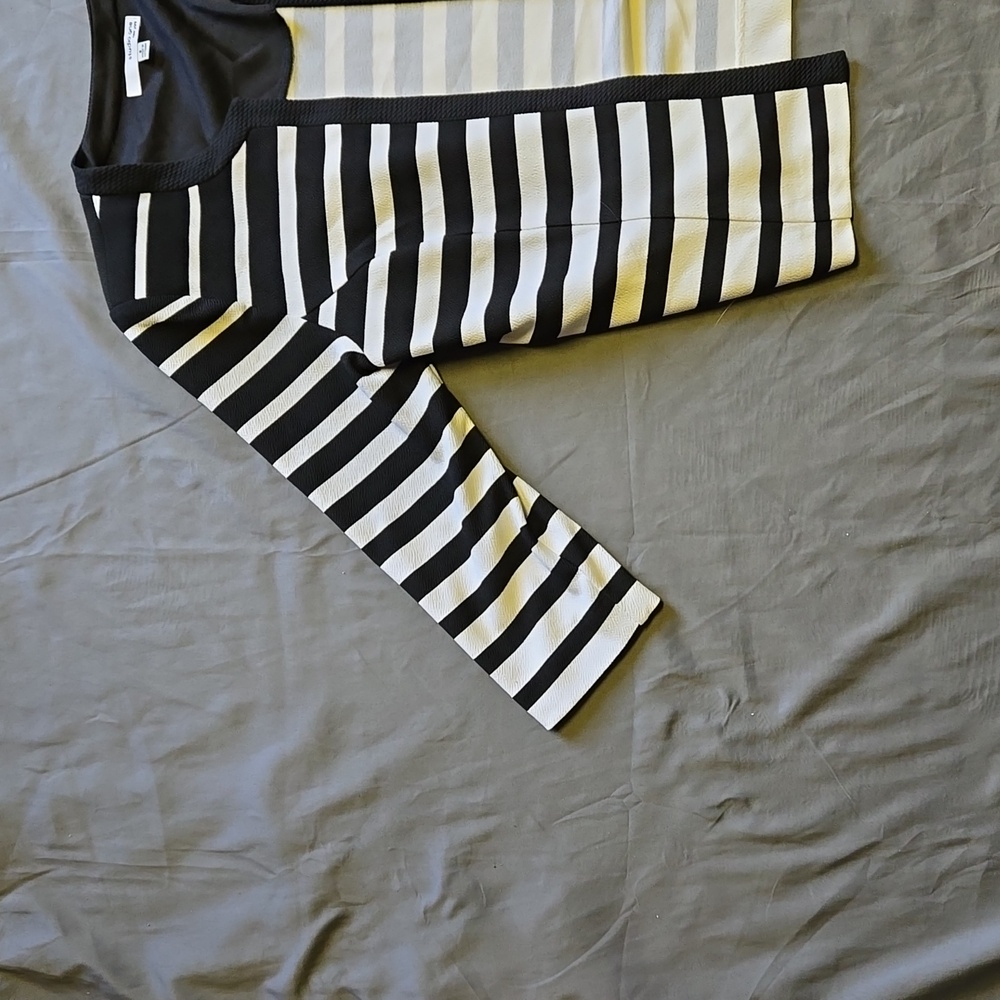 Studio one Jackets - Picture 2 of 8